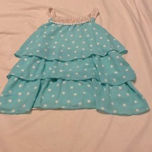 kids tank top, blue with white stars and white back. put your best offer.